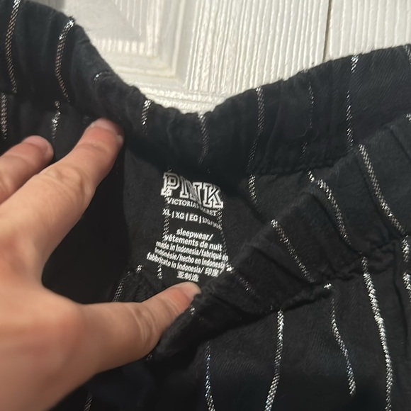 Stripped Victoria's Secret Pajamas - Picture 7 of 7